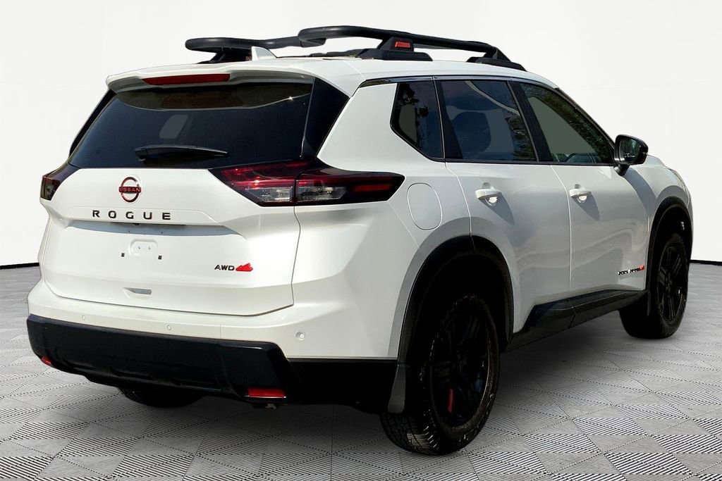 Used 2025 Nissan Rogue SV w/ Rock Creek Premium Package image 5