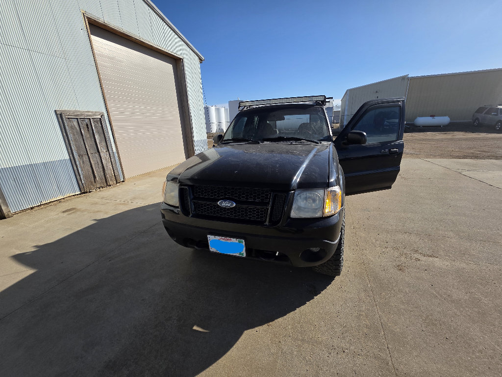 Used 2001 Ford Explorer Sport Trac 4x4 image 17