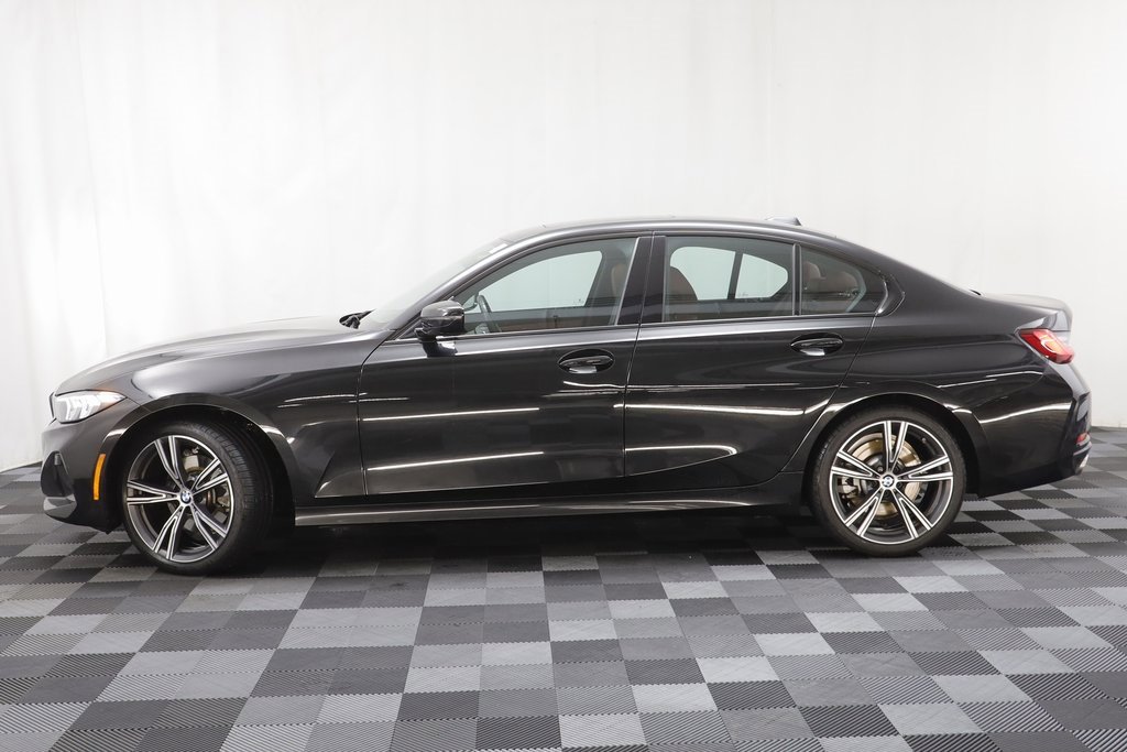 Certified 2023 BMW 330i xDrive Sedan w/ Premium Package image 4