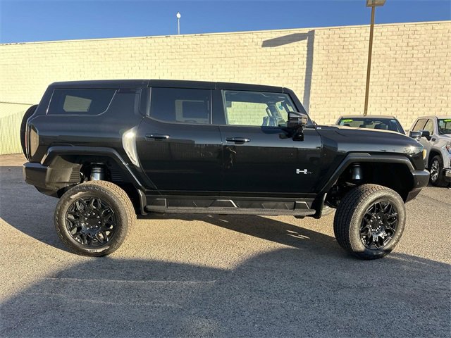 New 2026 GMC Hummer EV SUV image 3