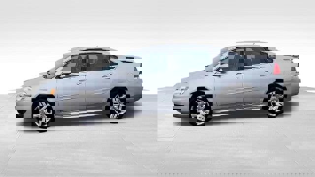 Used 2011 Chevrolet Impala LT w/ Luxury Edition Package image 5