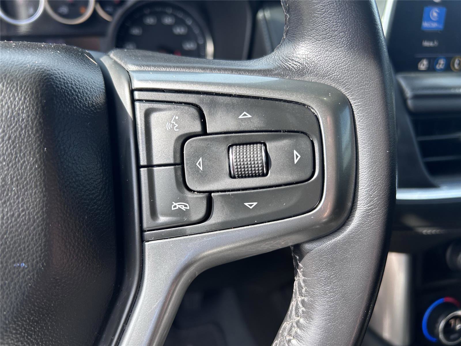 Used 2021 Chevrolet Suburban LS image 50