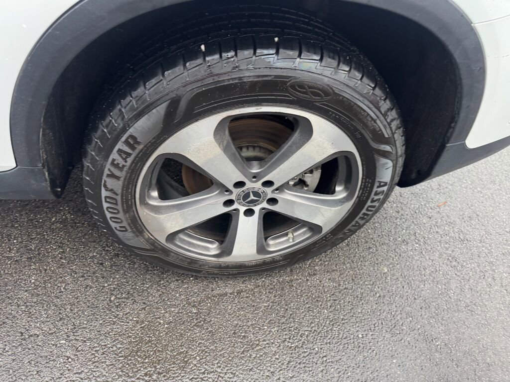 Certified 2022 Mercedes-Benz GLC 300 4MATIC image 33