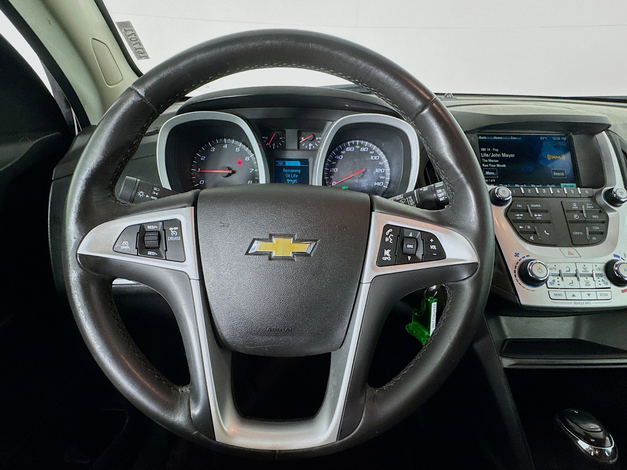 Used 2017 Chevrolet Equinox LT w/ Convenience Package image 11