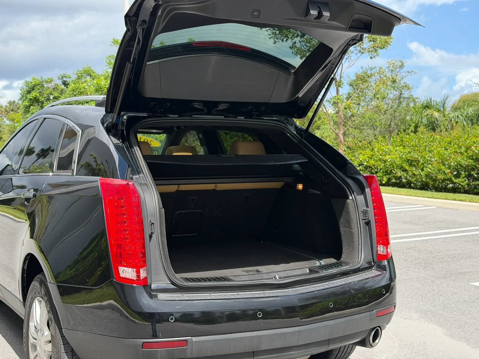 Used 2015 Cadillac SRX Luxury AWD/4WD image 19