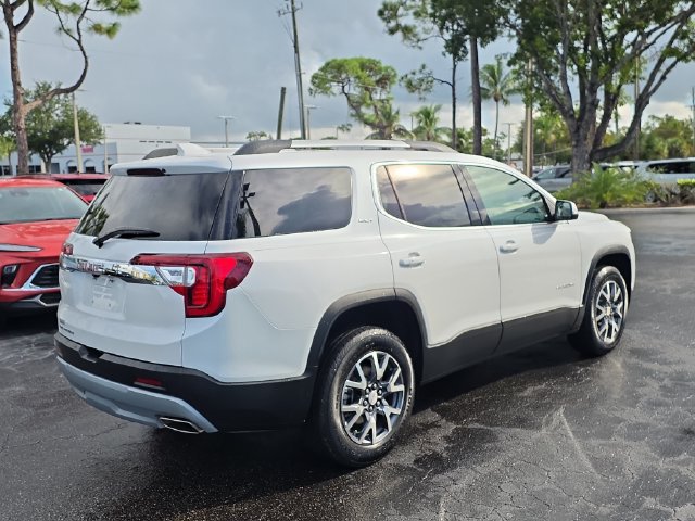 Certified 2023 GMC Acadia SLT FWD image 4