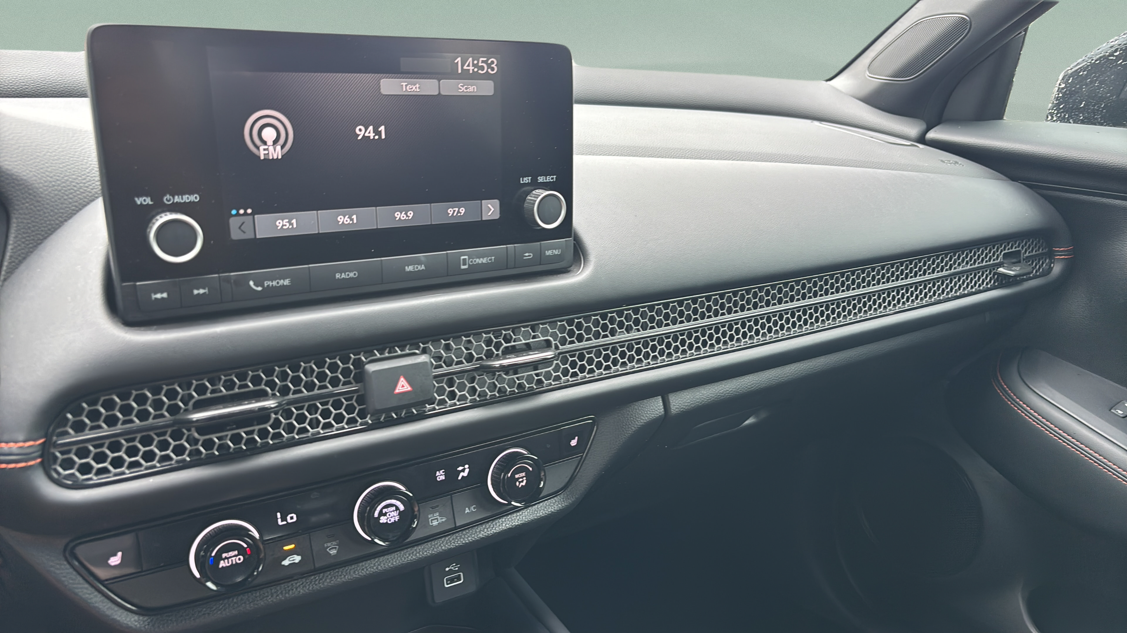Certified 2024 Honda HR-V Sport image 28