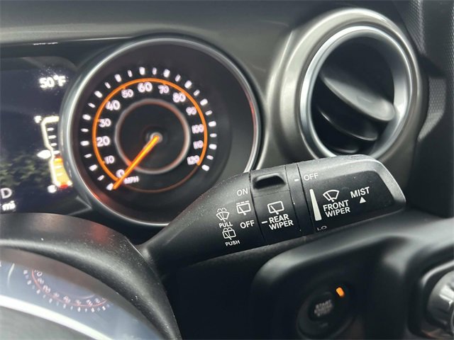 Used 2018 Jeep Wrangler Unlimited Sahara image 25