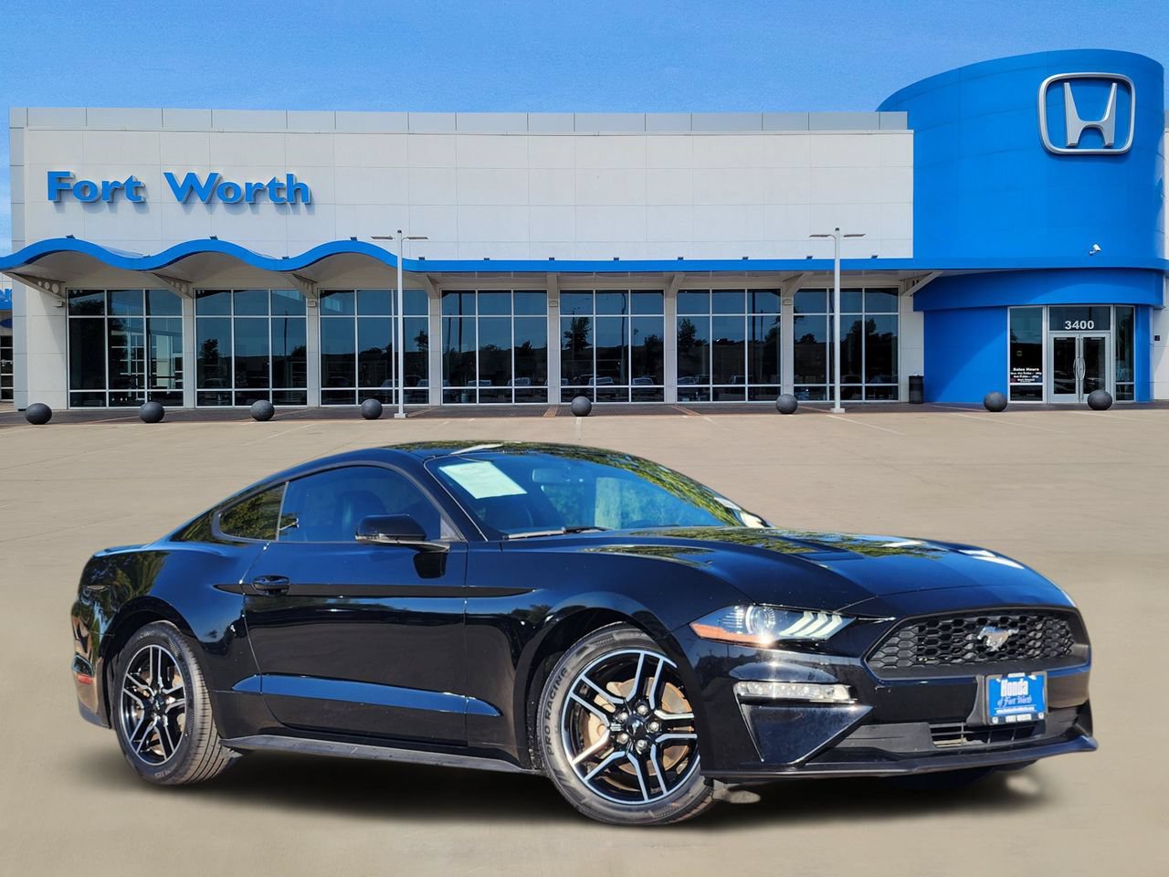 Used 2020 Ford Mustang Premium RWD image 1