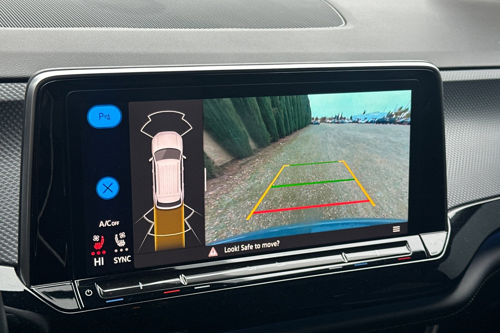 Used 2024 Volkswagen Atlas Cross Sport SEL R-Line image 20