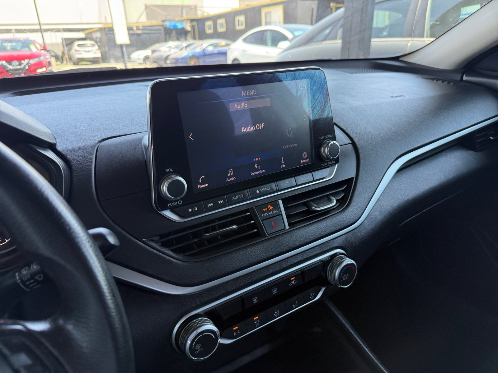 Used 2020 Nissan Altima 2.5 S FWD image 17