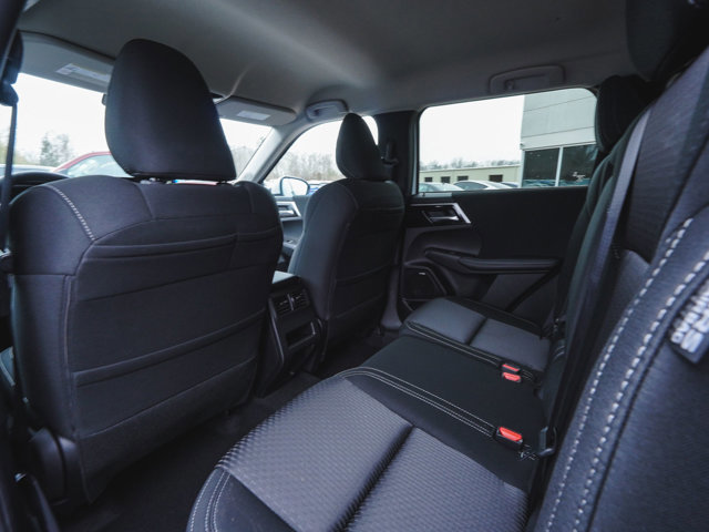 New 2026 Mitsubishi Outlander ES image 35