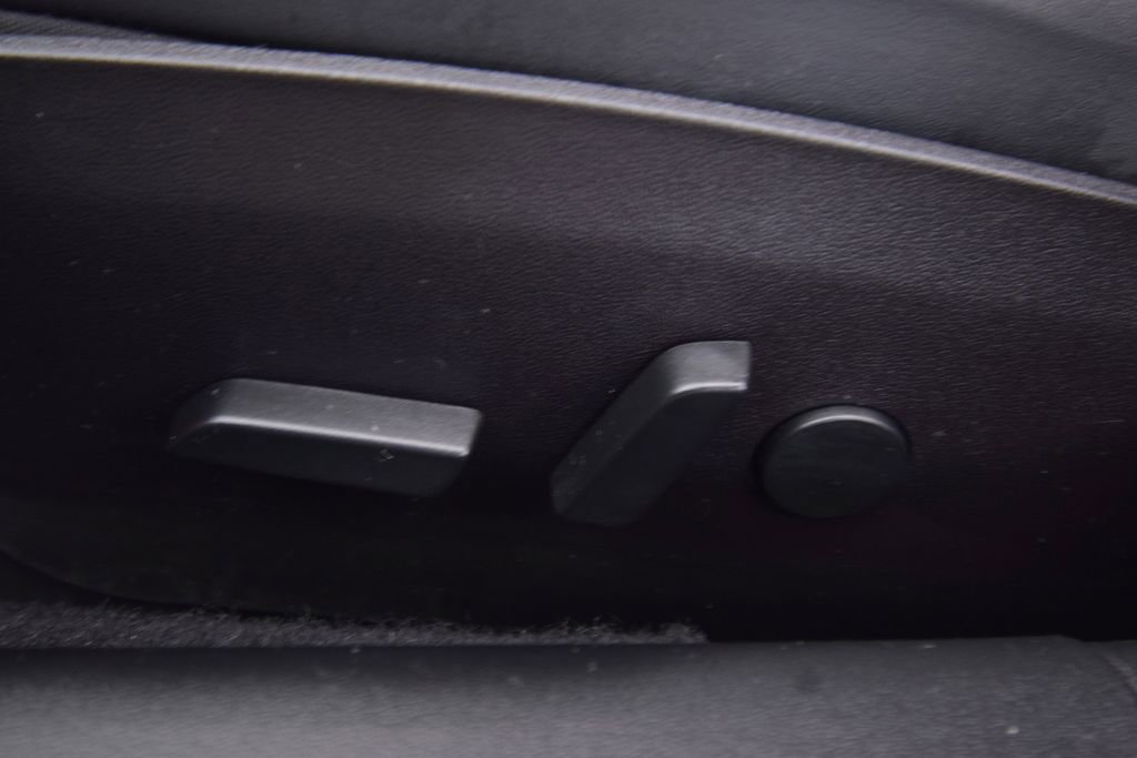 Used 2018 Tesla Model 3 Long Range image 25