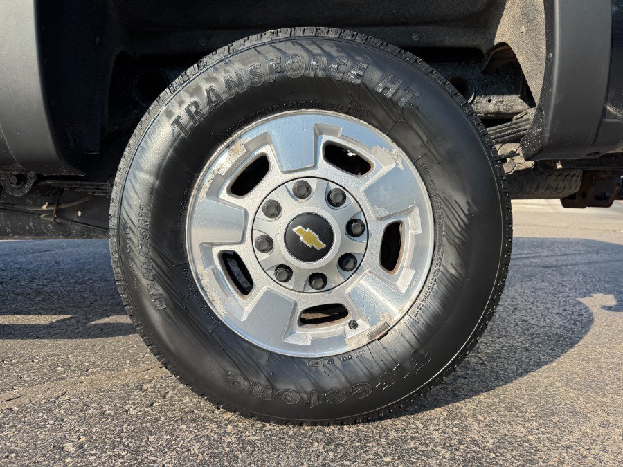 Used 2015 Chevrolet Silverado 2500 LT AWD/4WD image 13