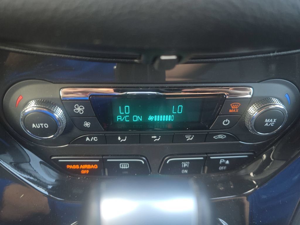 Used 2016 Ford Escape Titanium w/ Equipment Group 301A AWD/4WD image 39