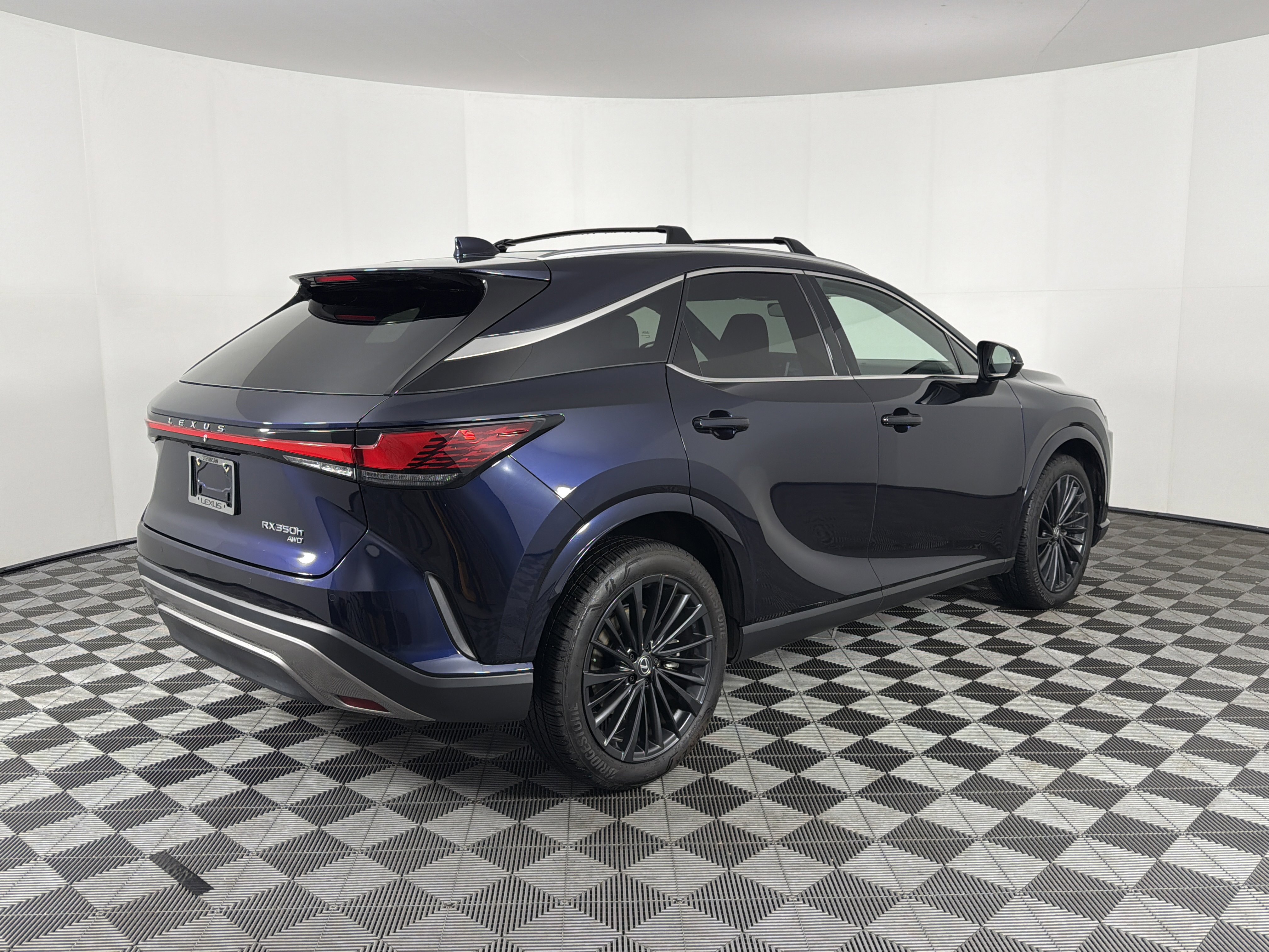 Used 2025 Lexus RX 350h w/ Convenience Package image 25