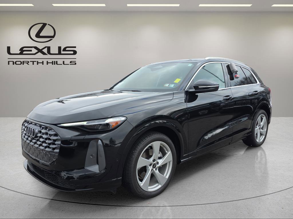 Used 2025 Audi Q5 Prestige image 1