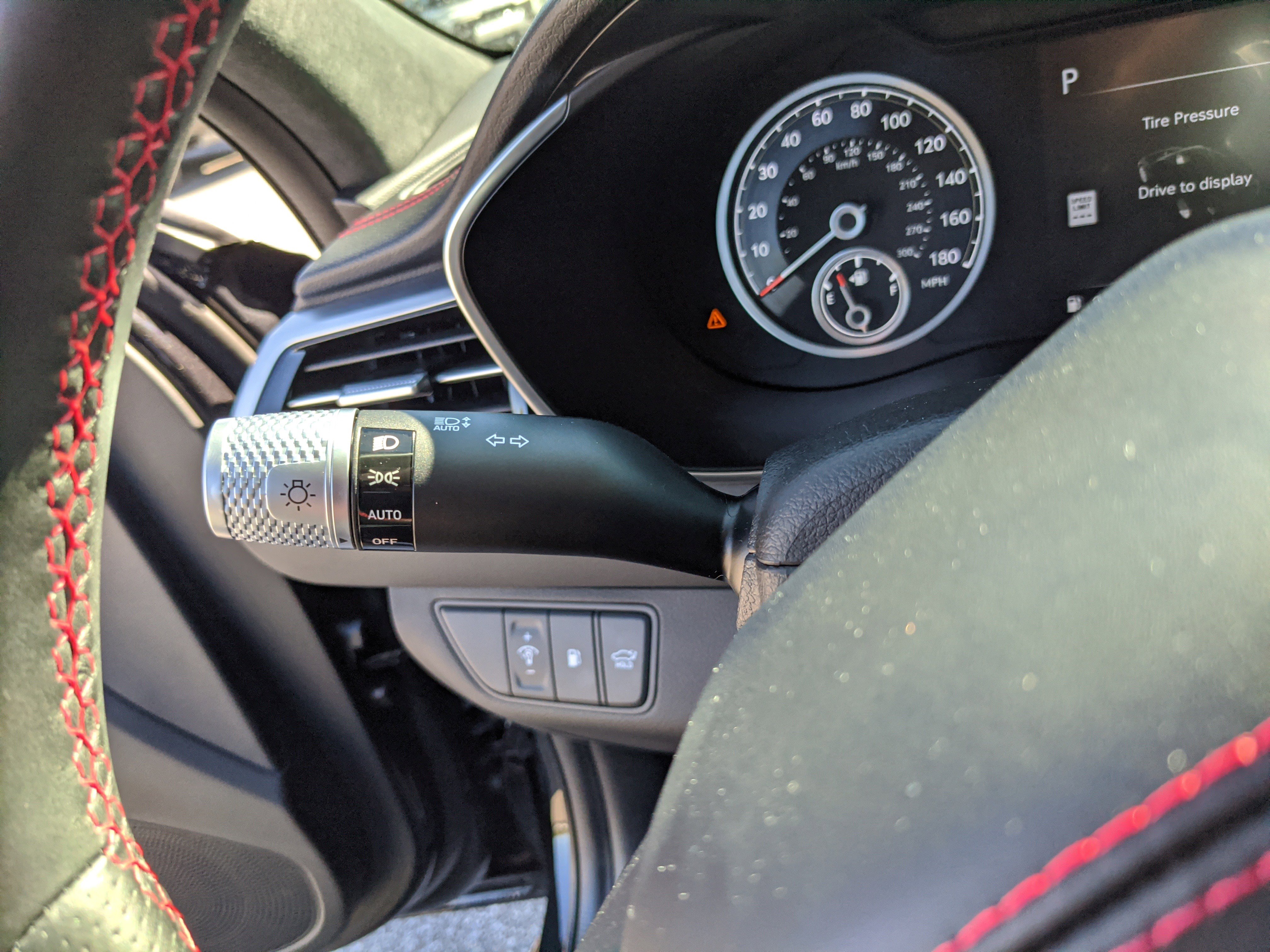 Used 2024 Genesis G70 3.3T Advanced w/ Sport Prestige Package image 29