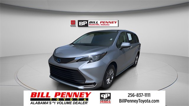 Used 2024 Toyota Sienna LE