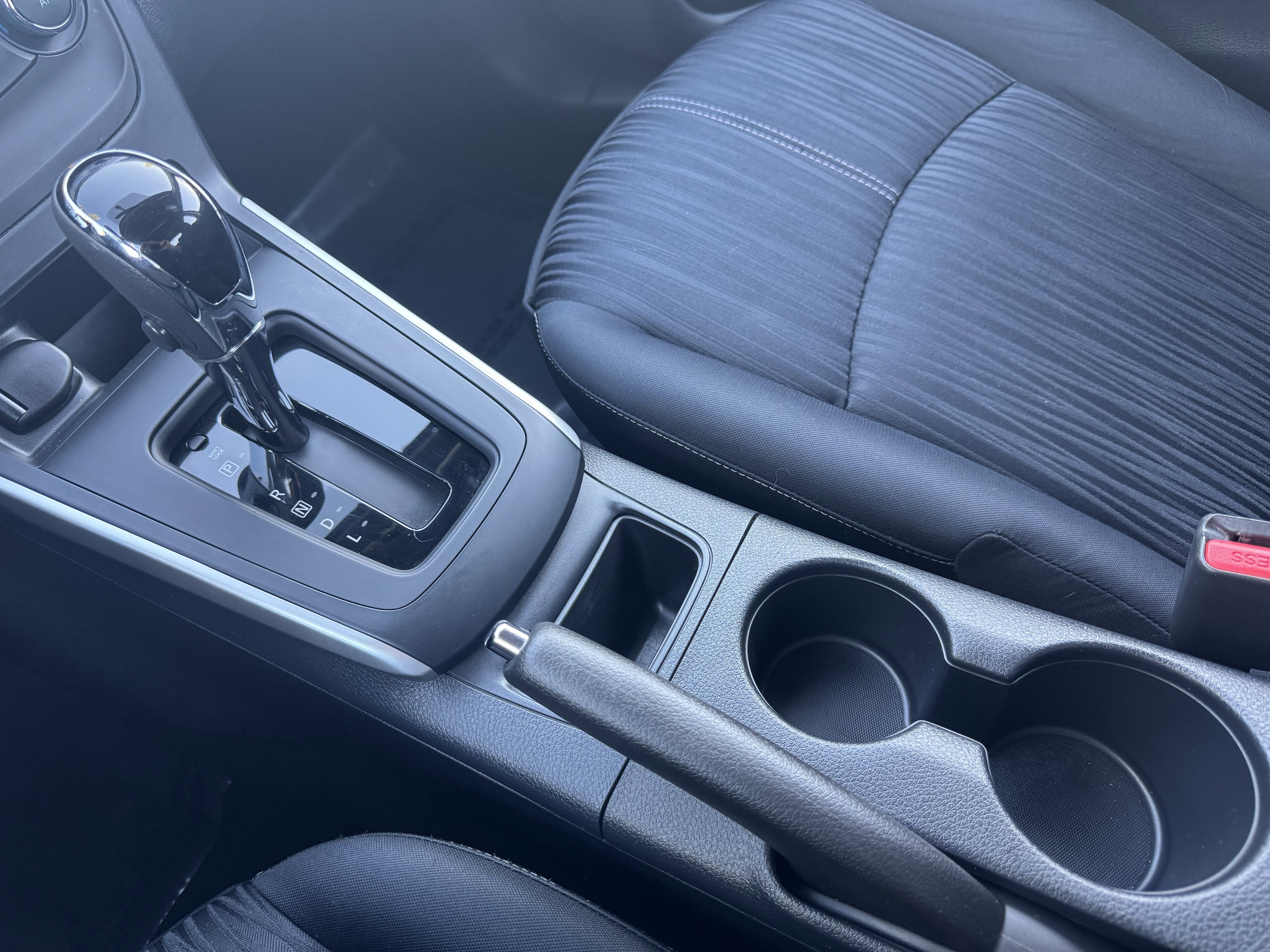 Used 2016 Nissan Sentra SV image 25