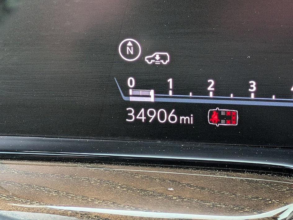 Certified 2024 Cadillac Escalade Premium Luxury Platinum image 22