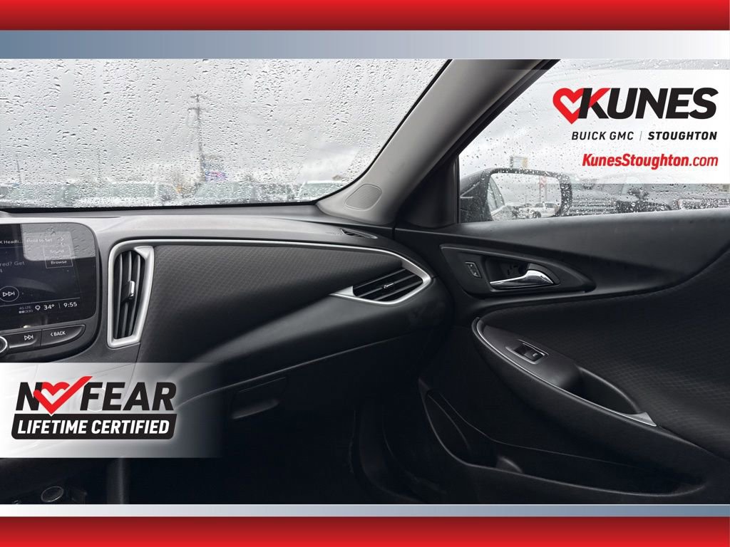 Used 2022 Chevrolet Malibu LT image 38