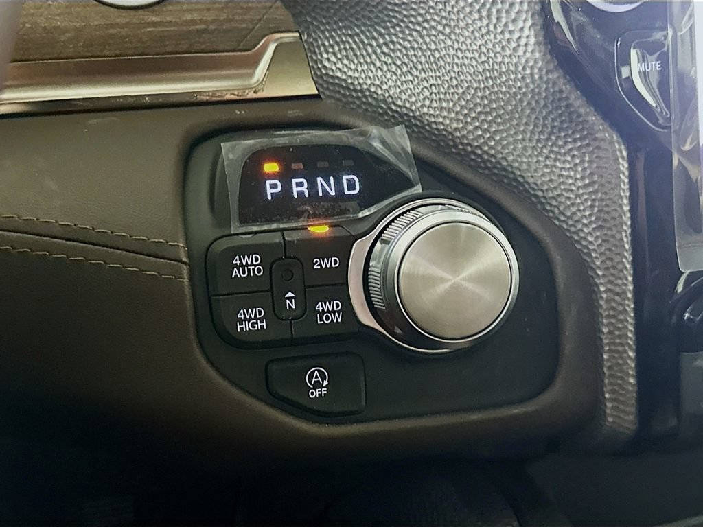 New 2026 RAM 1500 Limited AWD/4WD image 13