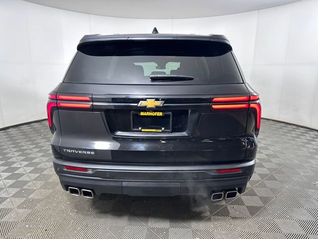 Used 2024 Chevrolet Traverse LS image 4