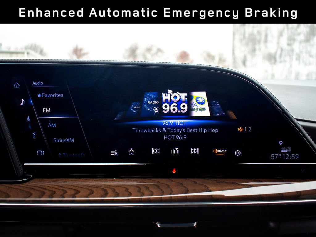 Used 2023 Cadillac Escalade Sport Platinum w/ LPO, ONYX Package image 28