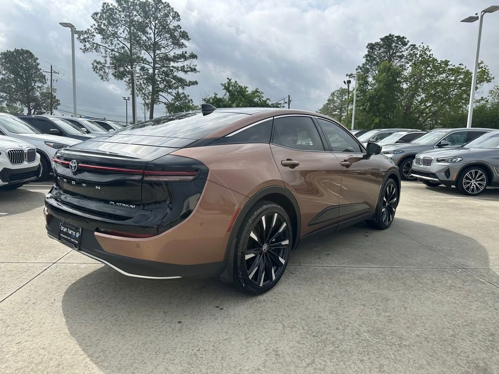 Used 2026 Toyota Crown Platinum image 5