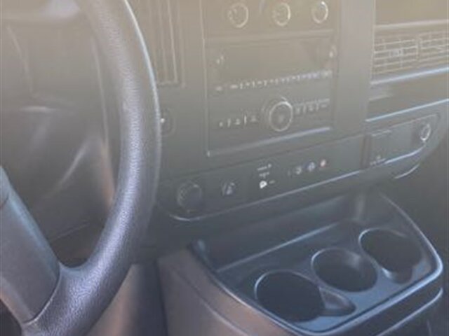Used 2018 Chevrolet Express 2500 RWD image 26