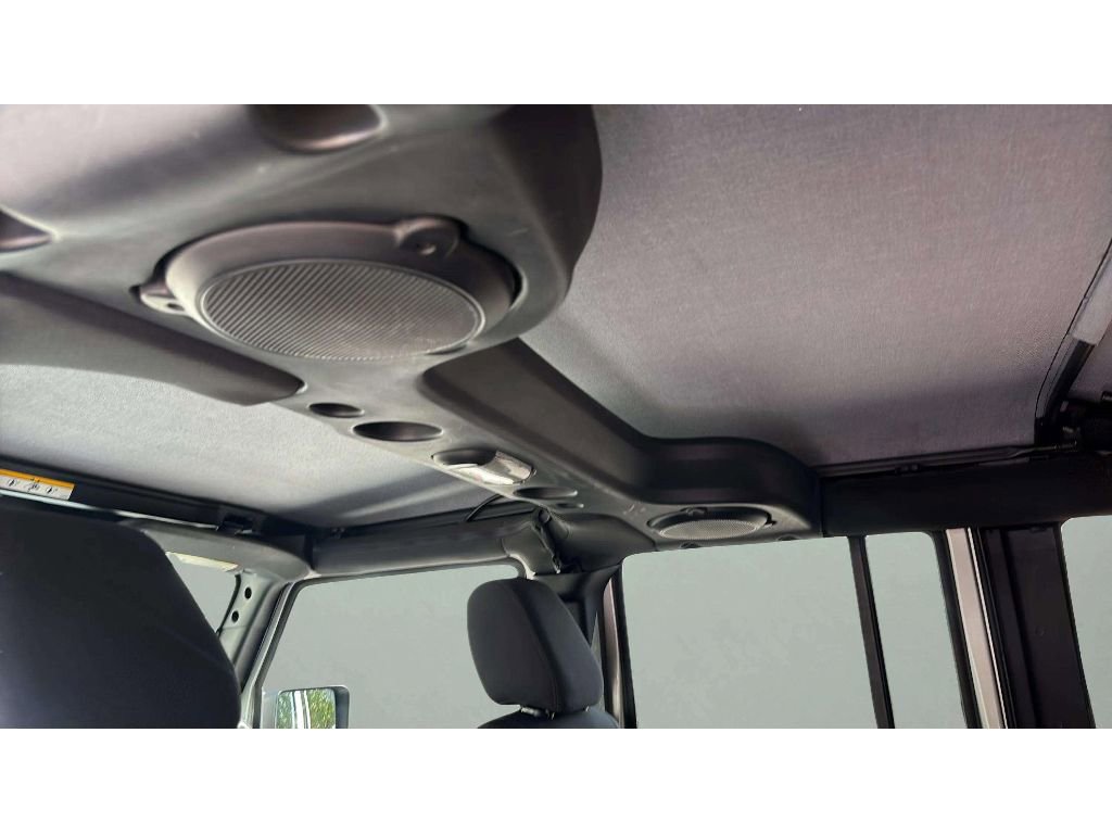 Used 2012 Jeep Wrangler Unlimited Sport AWD/4WD image 12