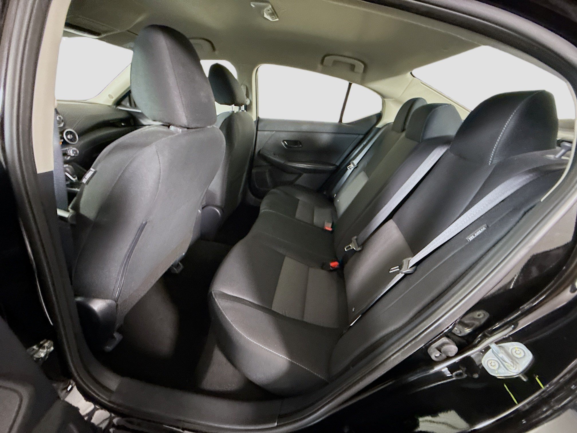 Used 2025 Nissan Sentra SV FWD image 25