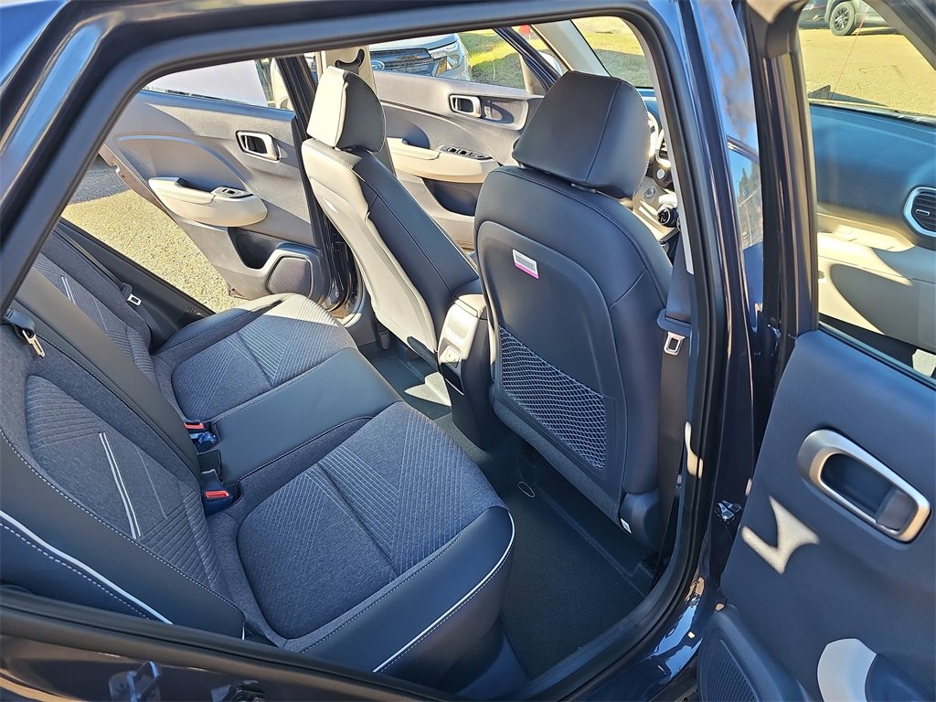 New 2026 Hyundai Venue SEL image 11