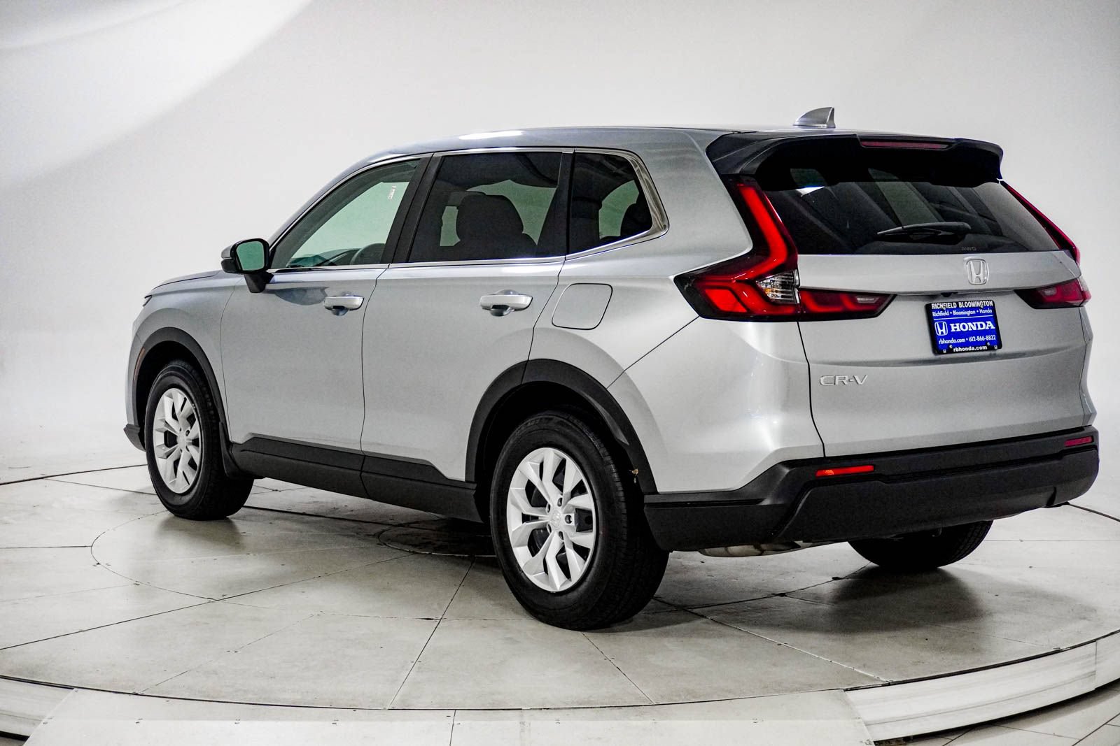 Used 2025 Honda CR-V LX image 6