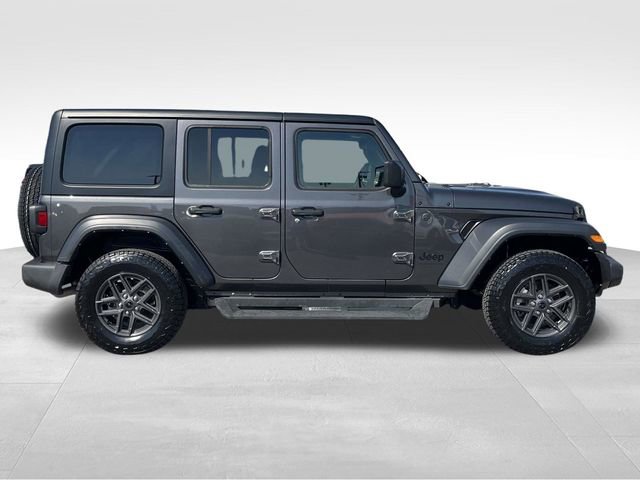Used 2024 Jeep Wrangler Sport S image 8
