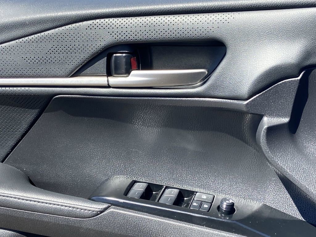 Used 2026 Toyota Camry XSE FWD image 26