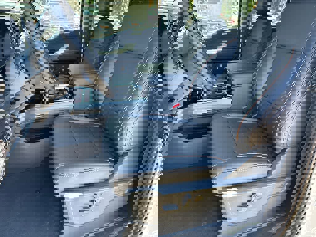 New 2025 Ford F250 Lariat w/ Lariat Ultimate Package image 10