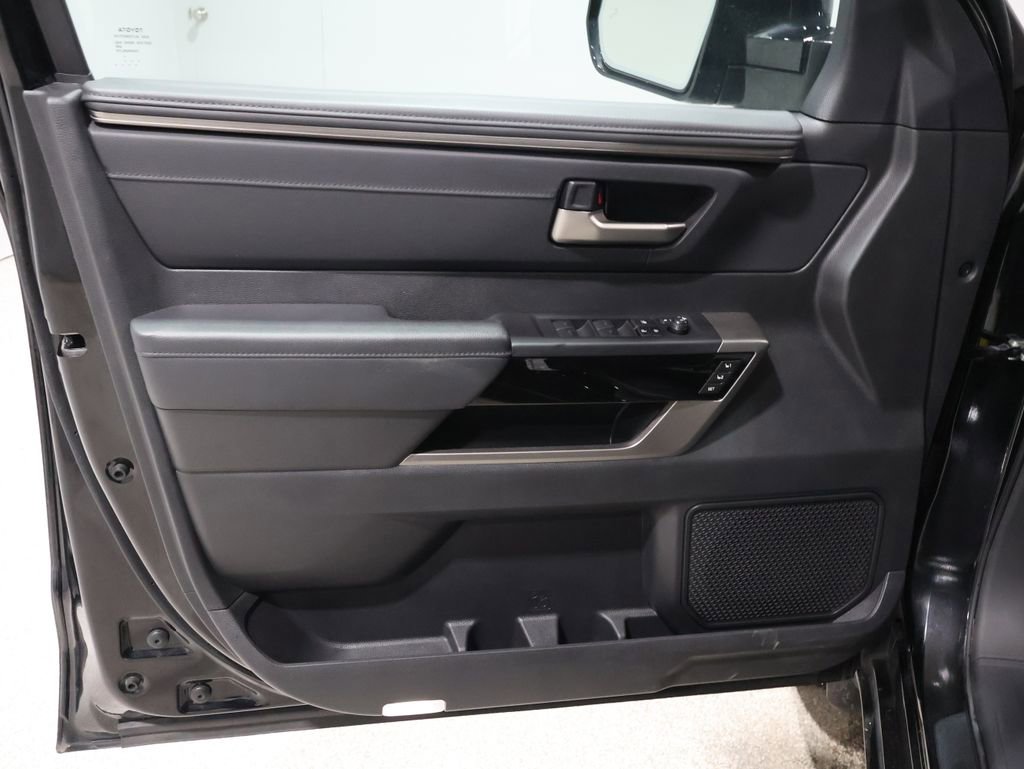 Used 2024 Toyota Tundra Limited image 14
