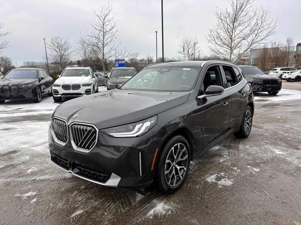 Used 2025 BMW X3 xDrive30i w/ Convenience Package image 3