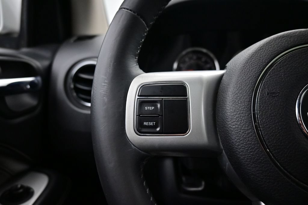 Used 2017 Jeep Compass High Altitude FWD image 46