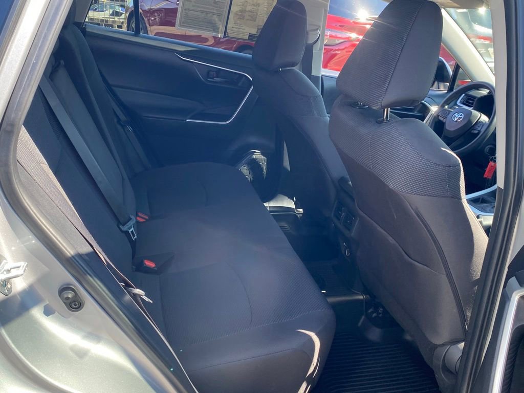 Used 2024 Toyota RAV4 LE FWD image 17