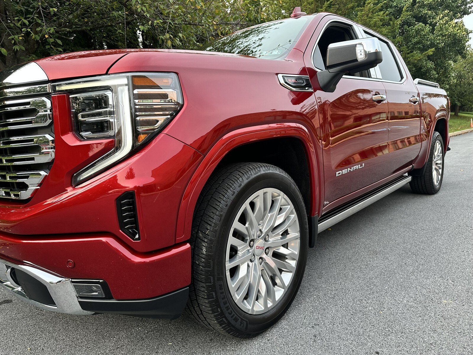 Used 2022 GMC Sierra 1500 Denali w/ Denali Reserve Package AWD/4WD image 86