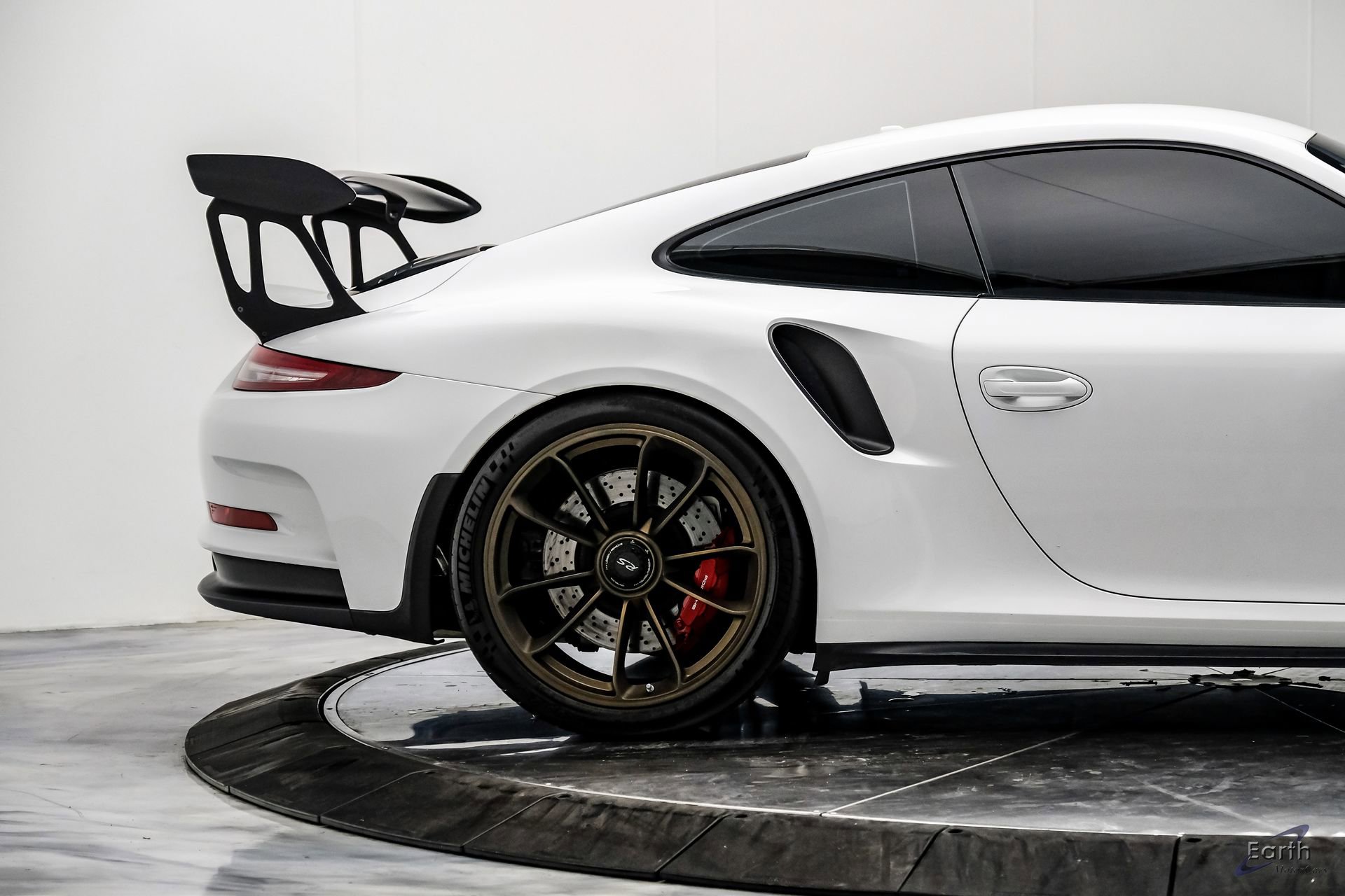 Used 2016 Porsche 911 GT3 RS image 29