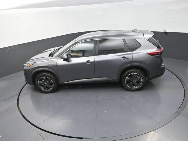 Used 2024 Nissan Rogue SV FWD image 26