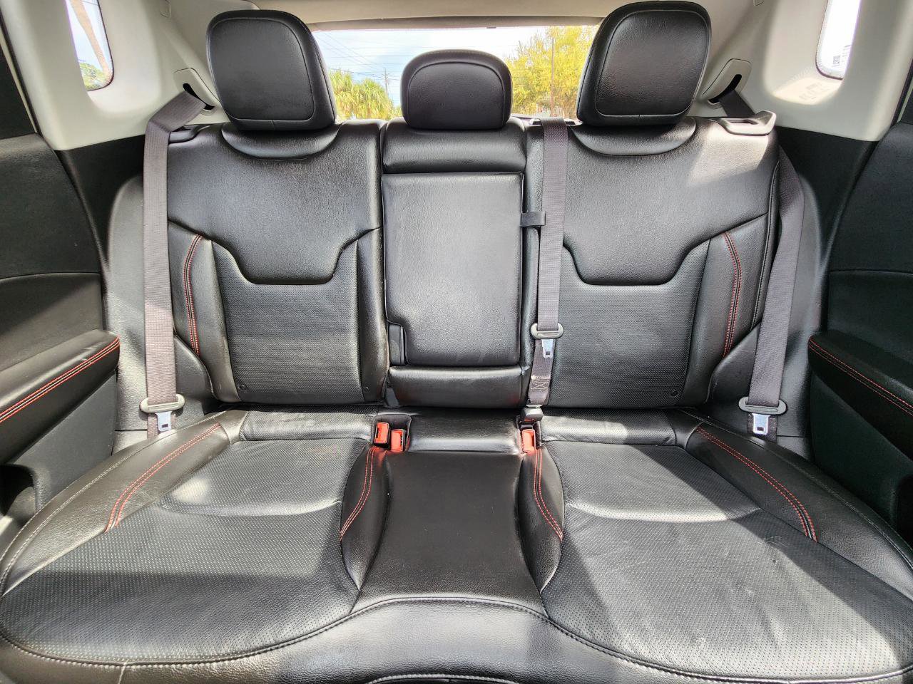 Used 2021 Jeep Compass Trailhawk w/ Sun and Sound Group image 12