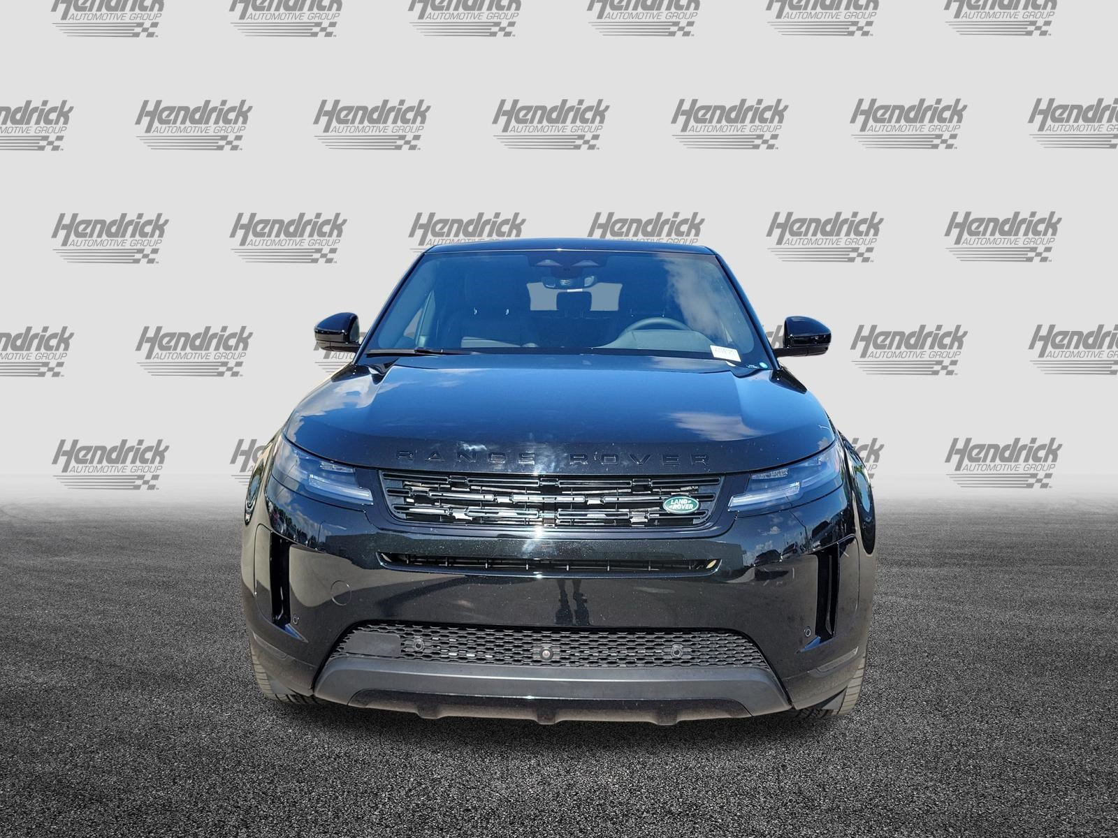 Used 2025 Land Rover Range Rover Evoque S AWD/4WD image 9