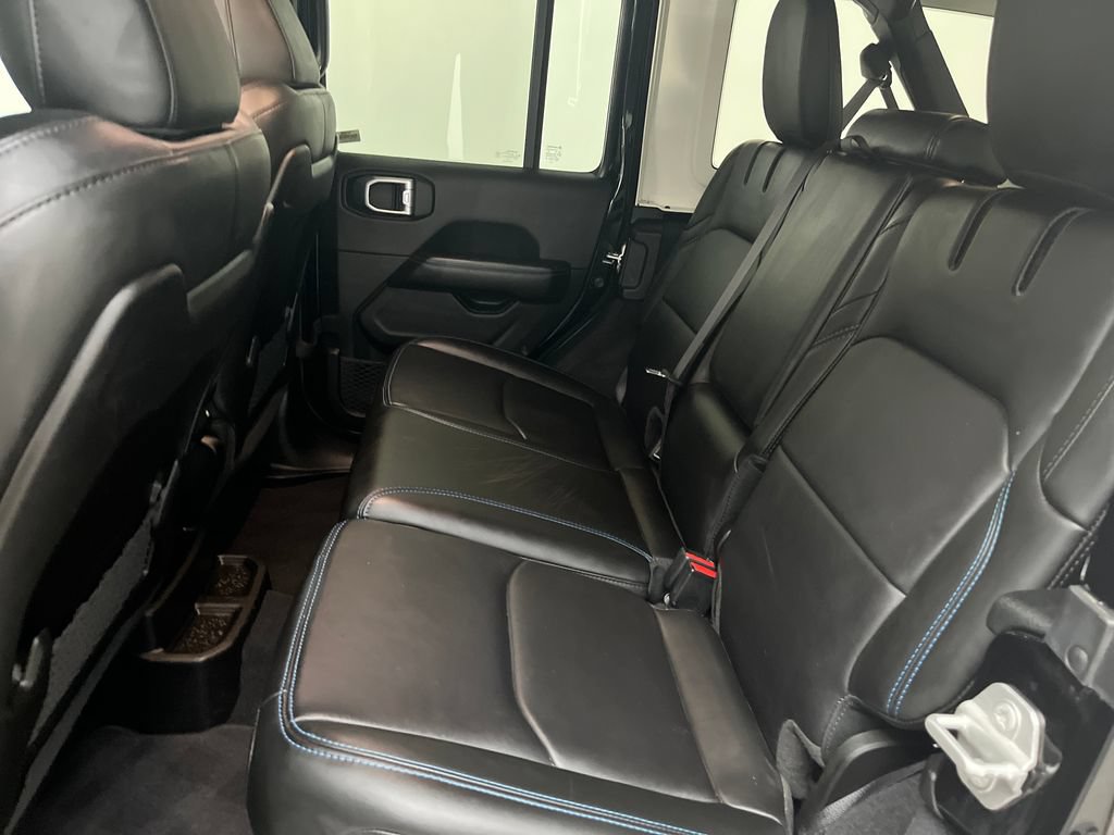 Used 2024 Jeep Wrangler Unlimited Rubicon 4xe AWD/4WD image 13