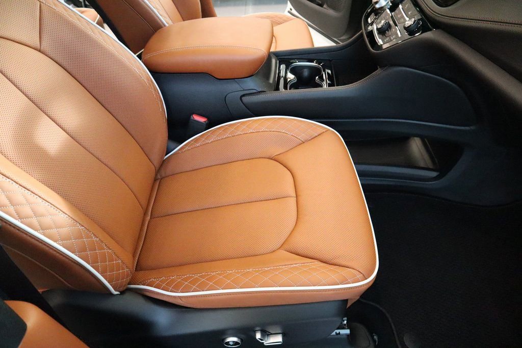 New 2026 Chrysler Pacifica Pinnacle FWD image 16