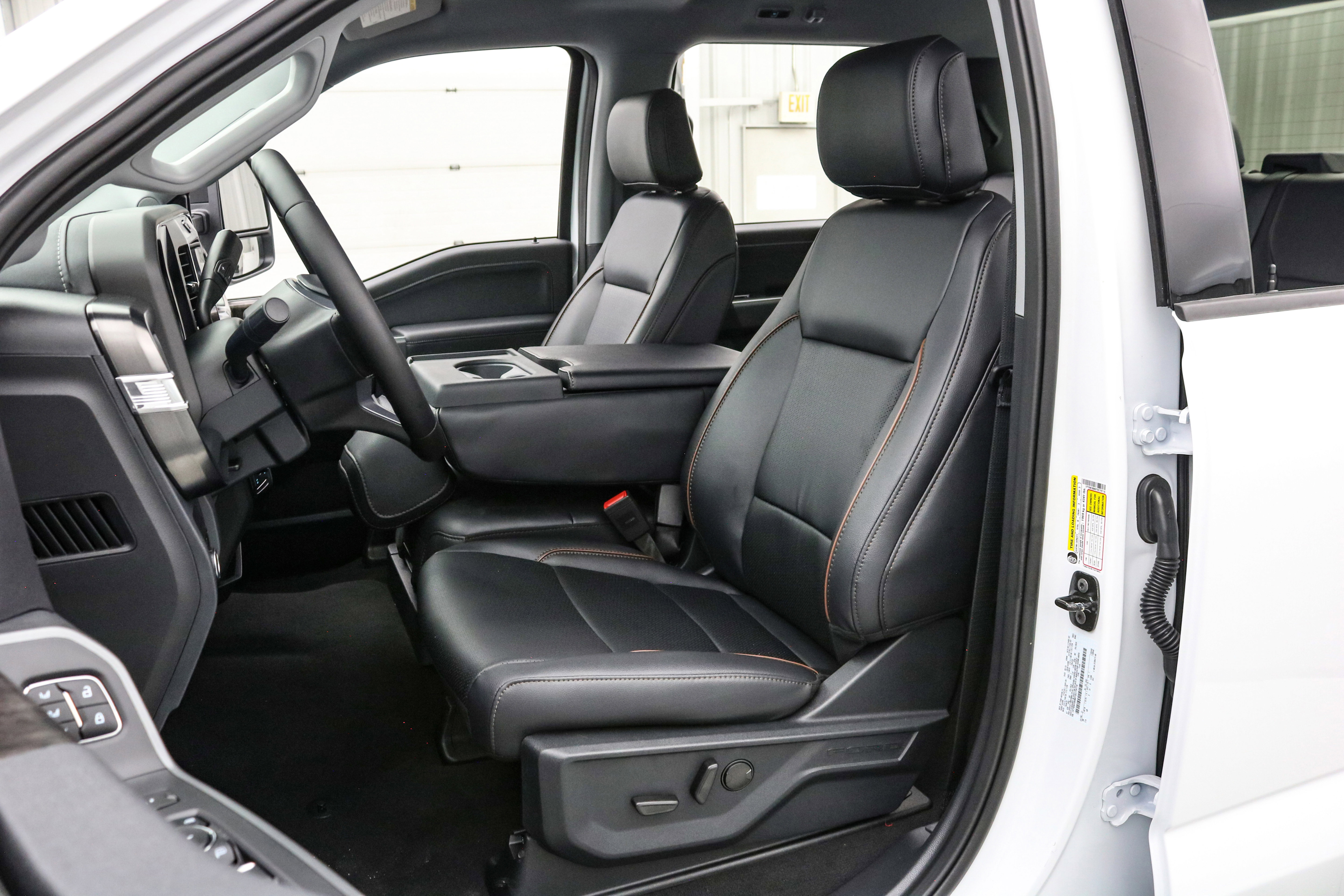 New 2026 Ford F350 Lariat image 14